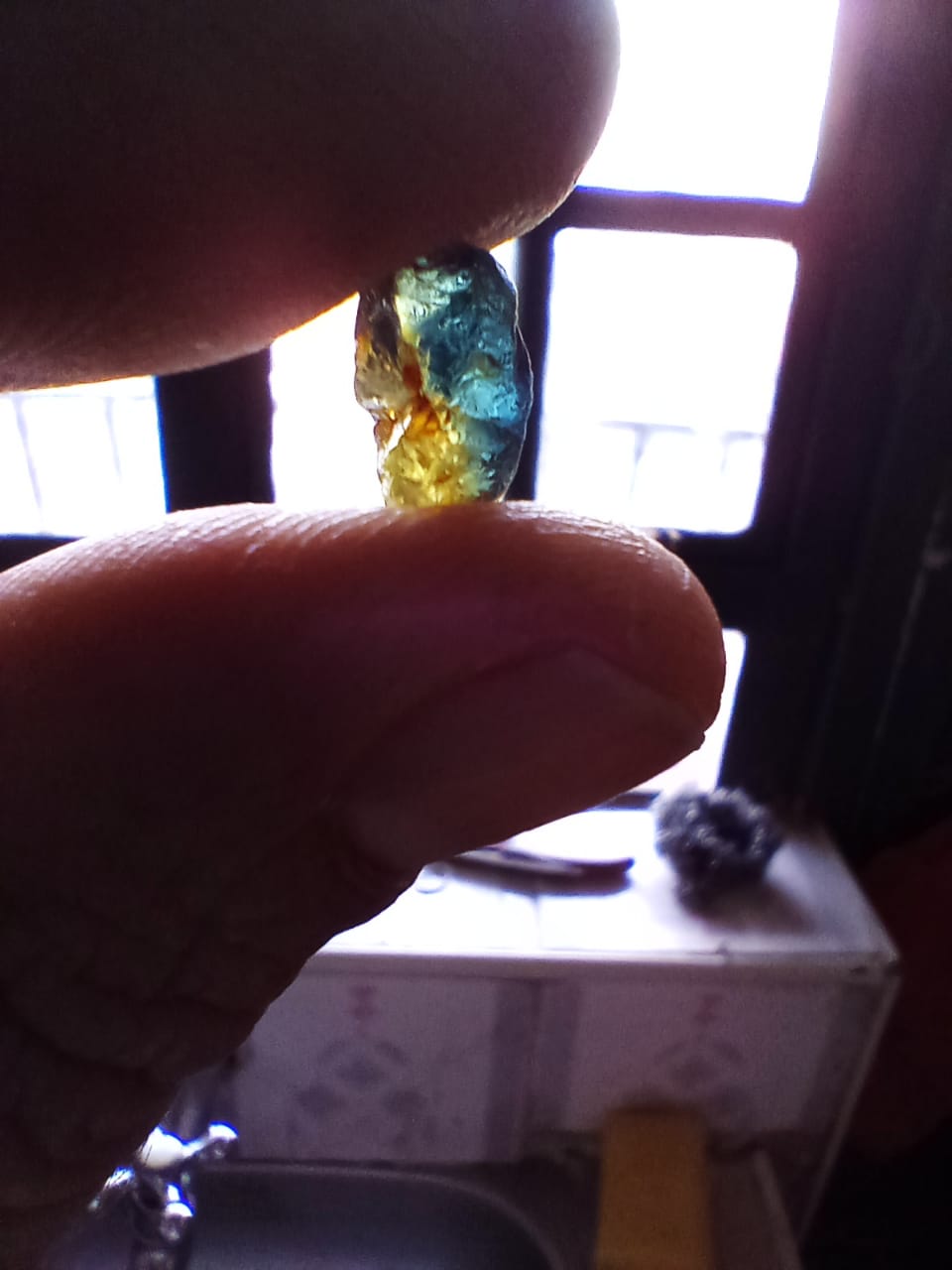 Rough Natural Gem Sapphire Kenya Africa 10Gram Parcel Mixed Colors Sizes Blue Yellow Green Parti Stone